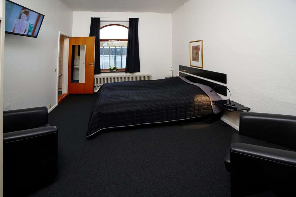 Helnan Phonix Hotel Aalborg Room photo
